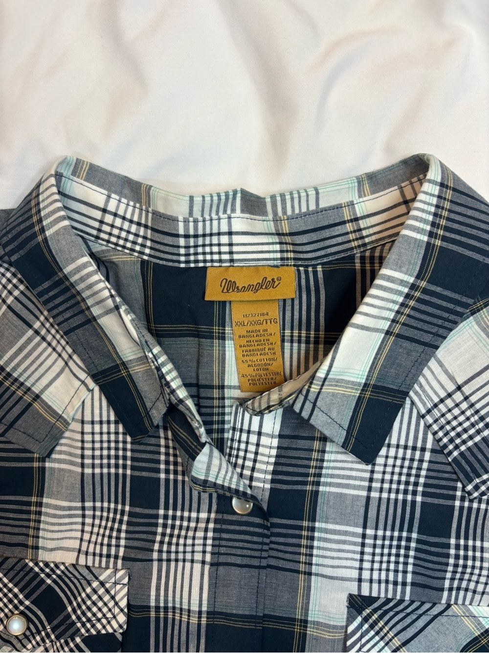 Wrangler Women’s XXL Pearl Snap Western Plaid Shirt Navy White Gray Long Sleeve - Picture 2 of 5